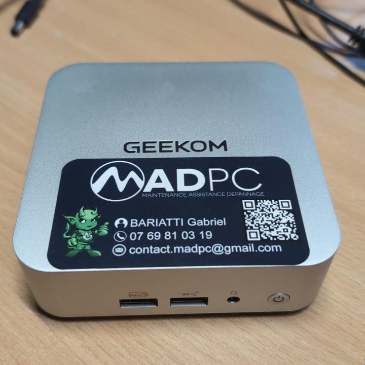 Instagram post from madpc.fr. This post is in position 15.