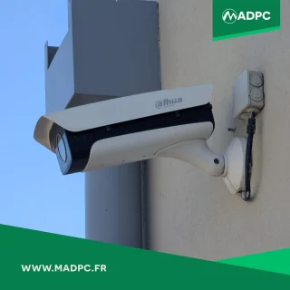 Instagram post from madpc.fr. This post is in position 14.